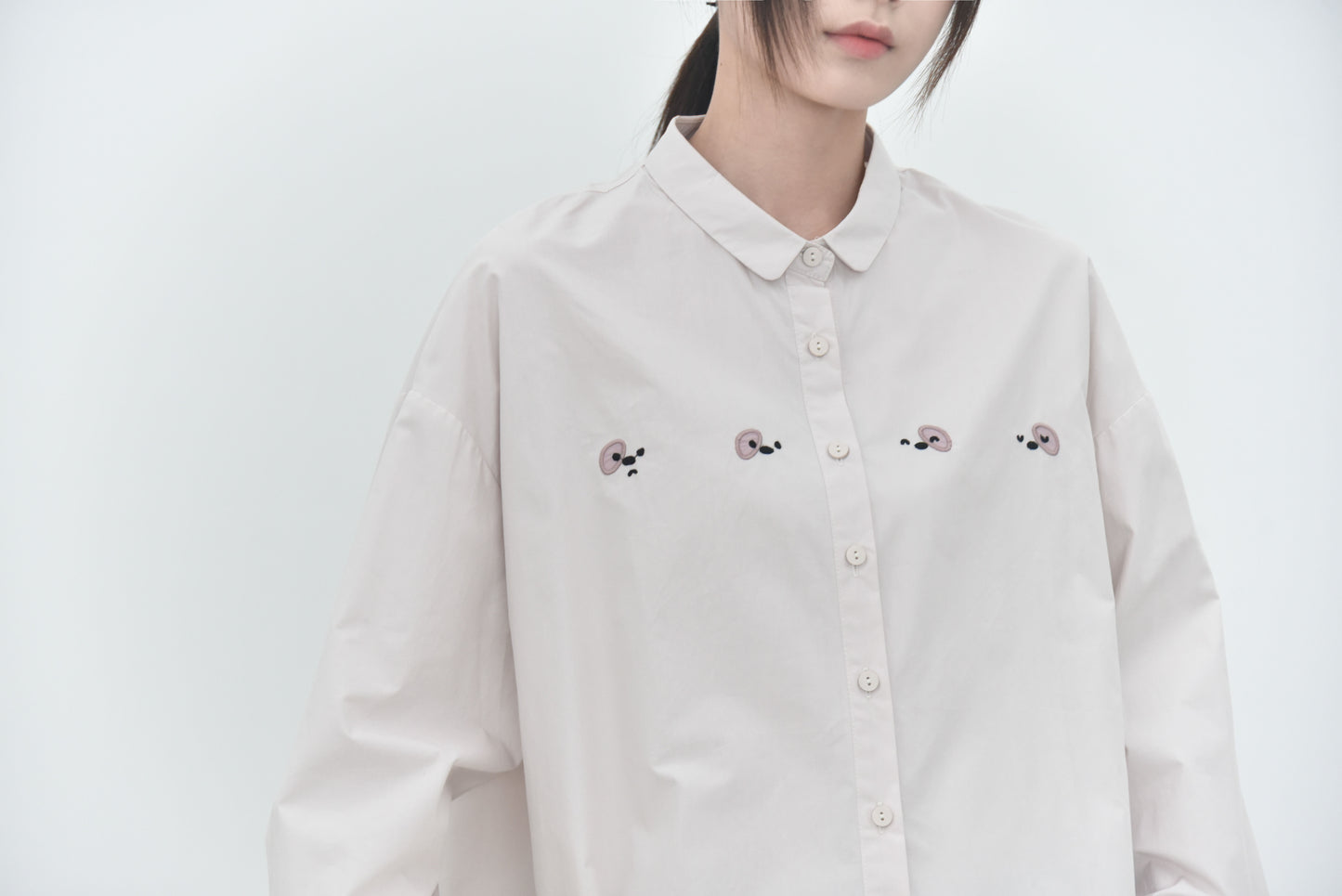 早秋 NEW/ 原來是狗狗!療癒刺繡襯衫