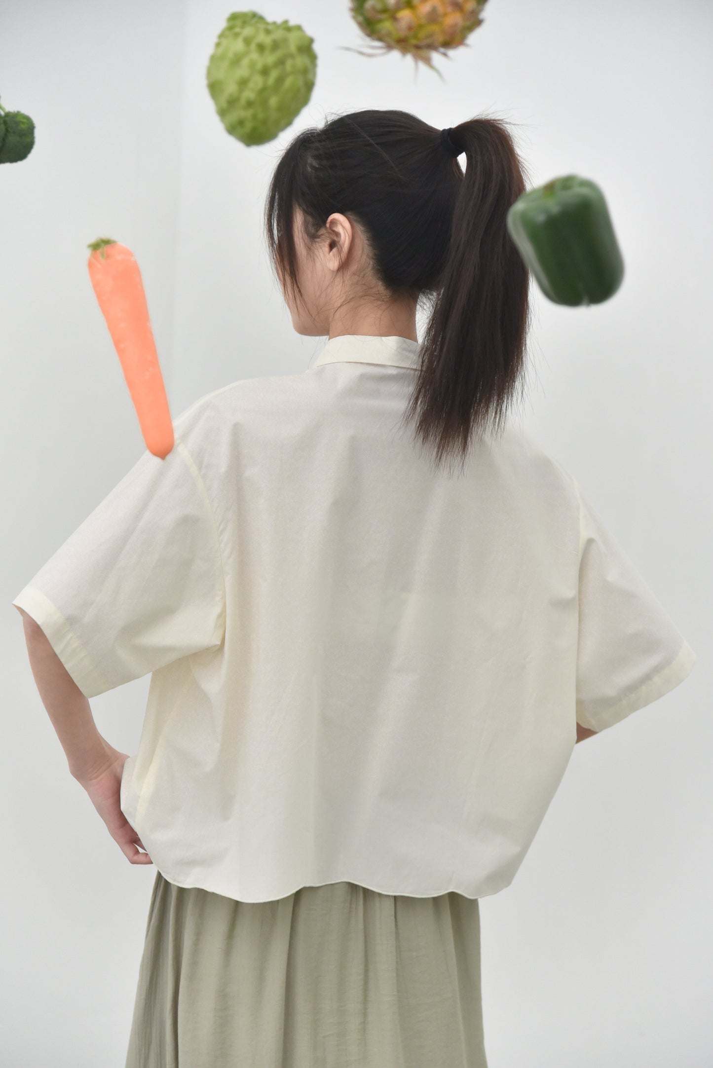 2025夏季新款/ 簍空飾邊重工設計款襯衫