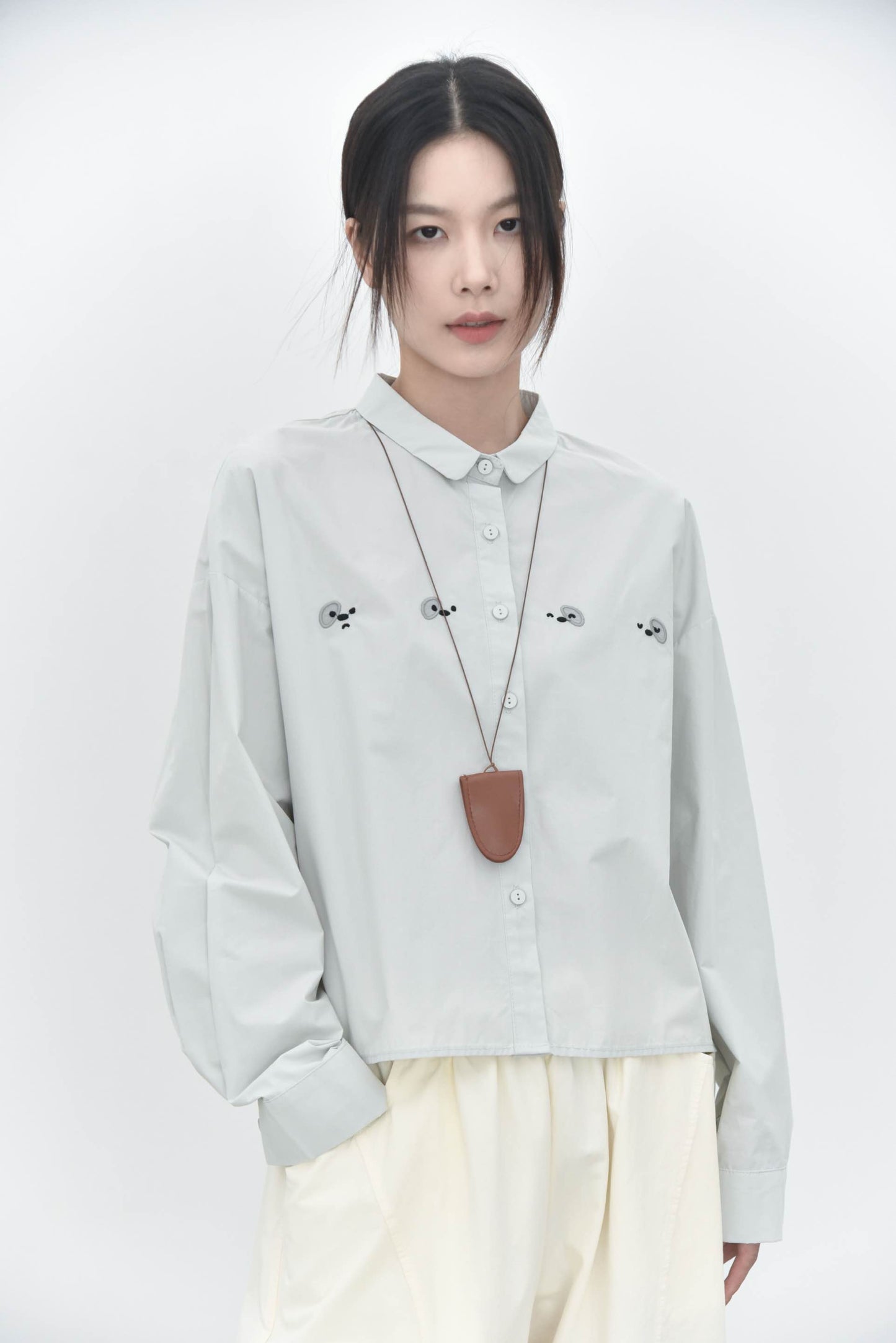 早秋 NEW/ 原來是狗狗！療癒刺繡襯衫