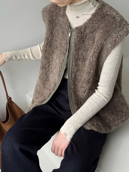 毛絨絨羊羔高質感造型保暖背心