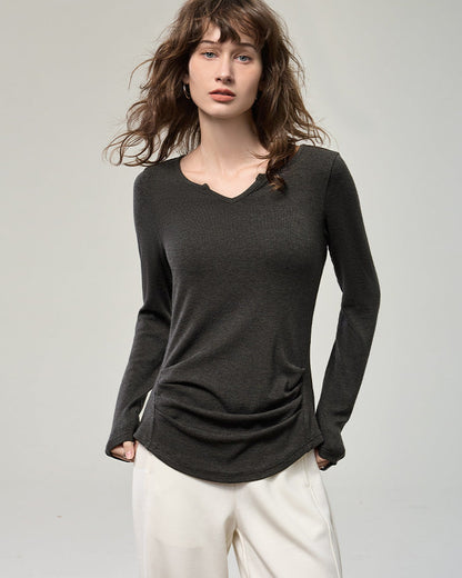 科技德絨＿小Ｖ領抓腰針織衫