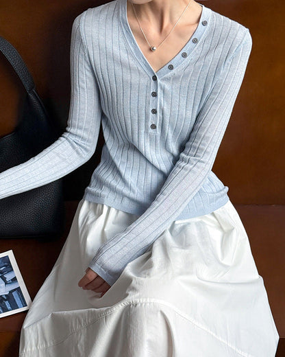 V領質感彈力直條開釦上衣