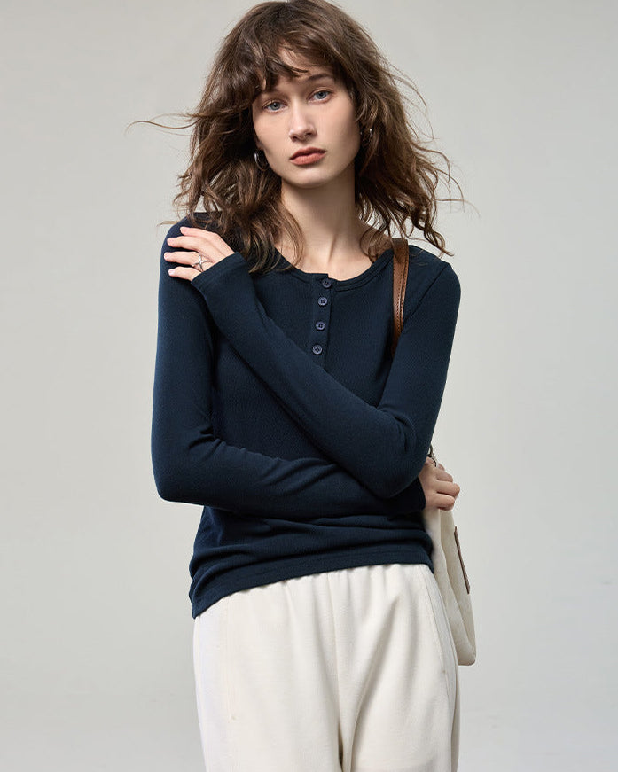 開釦亨利領薄磨毛針織衫