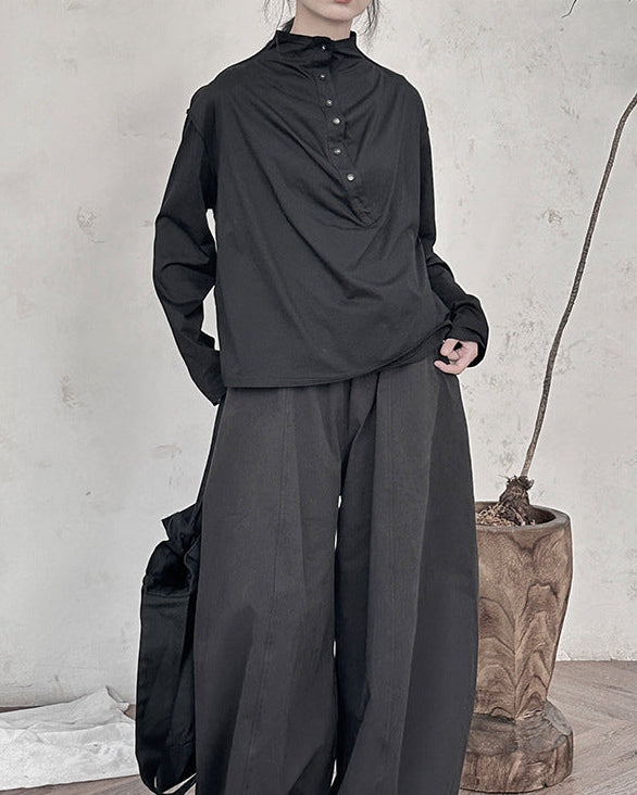 歪斜釦設計款半高領上衣