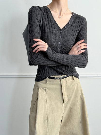 V領質感彈力直條開釦上衣