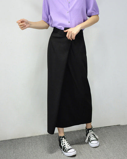 可鹽可甜～一顆扣不對稱八分裙