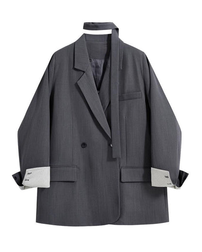 酷甜風後開叉造型西裝外套