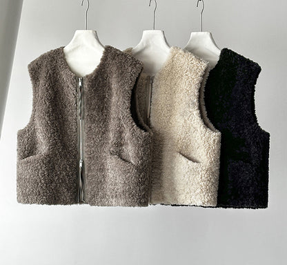 毛絨絨羊羔高質感造型保暖背心