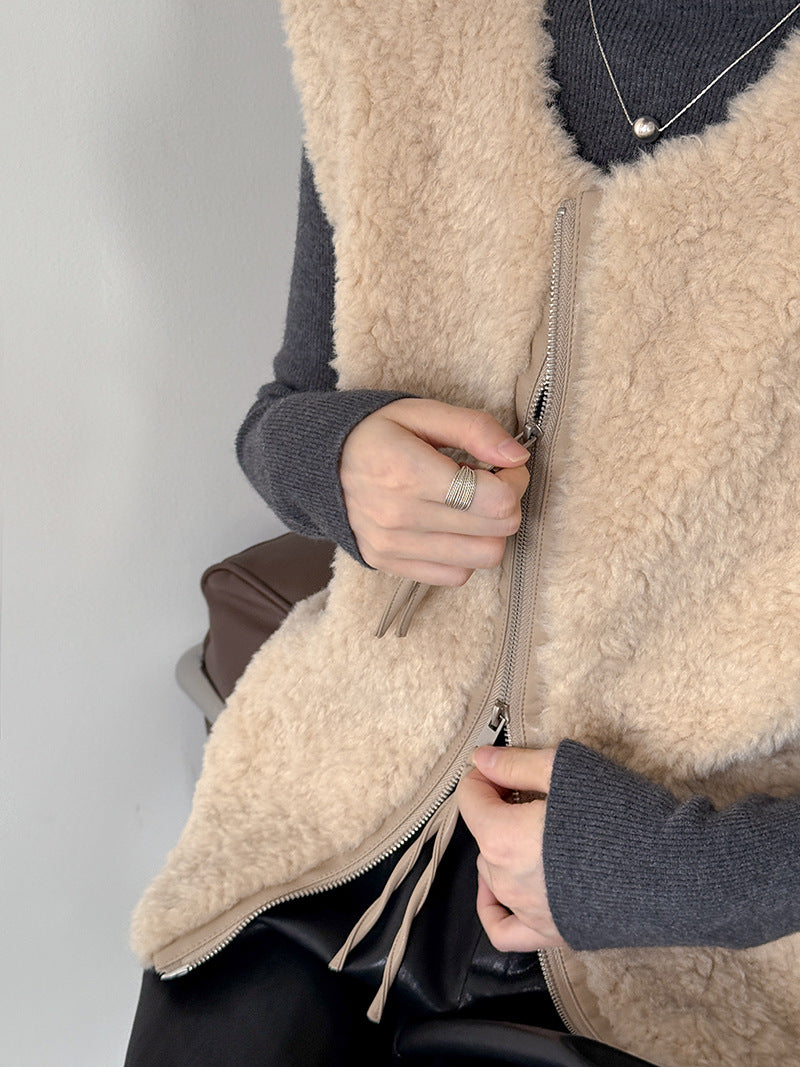 毛絨絨羊羔高質感造型保暖背心